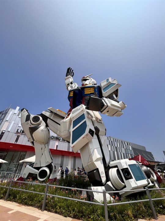 大阪・関西万博の実物大ガンダム像