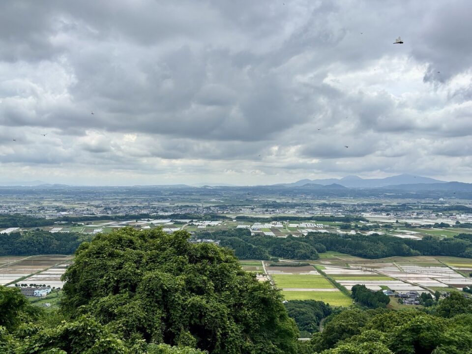 熊本県山鹿市の不動岩駐車場から見渡した雄大な景色